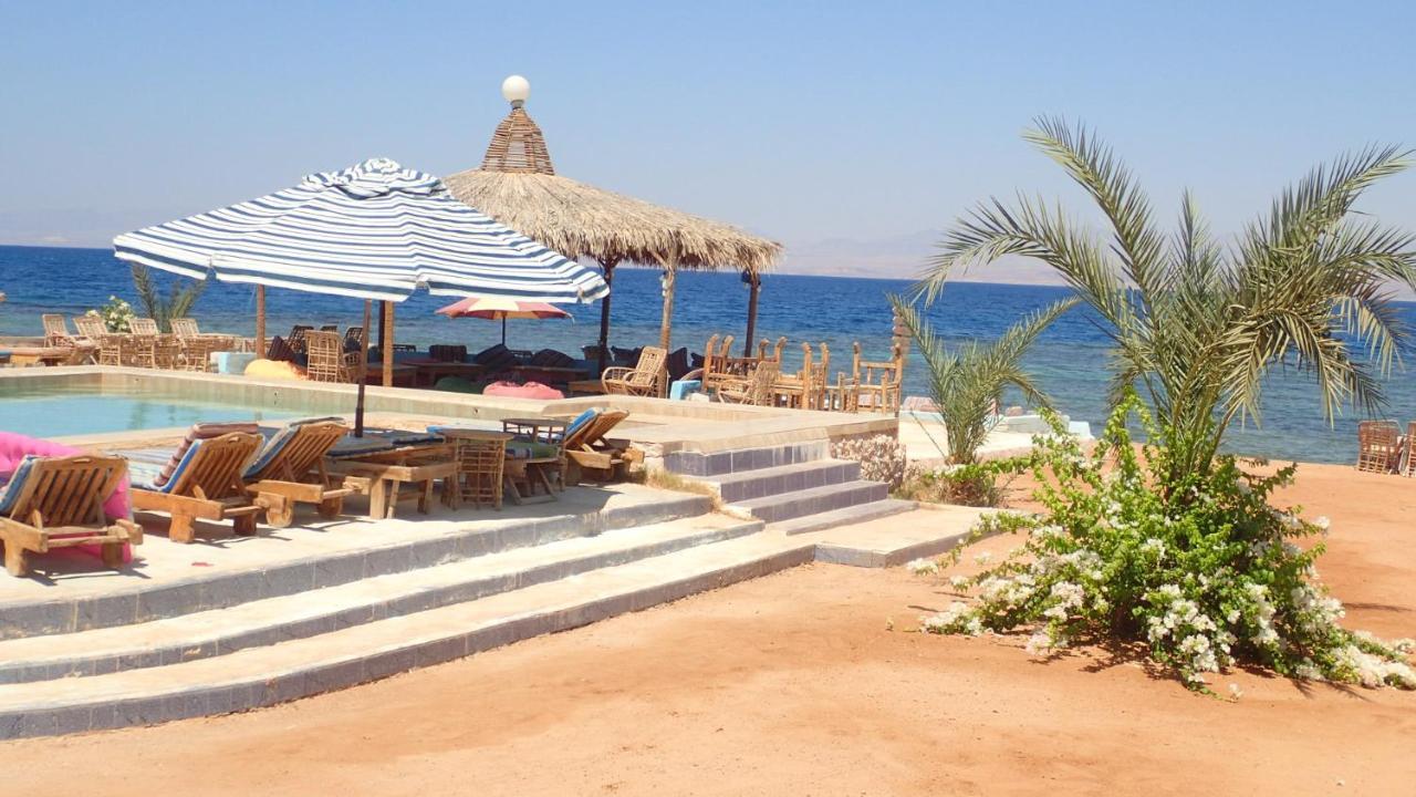 Bedouin Star Hotell Taba Exteriör bild