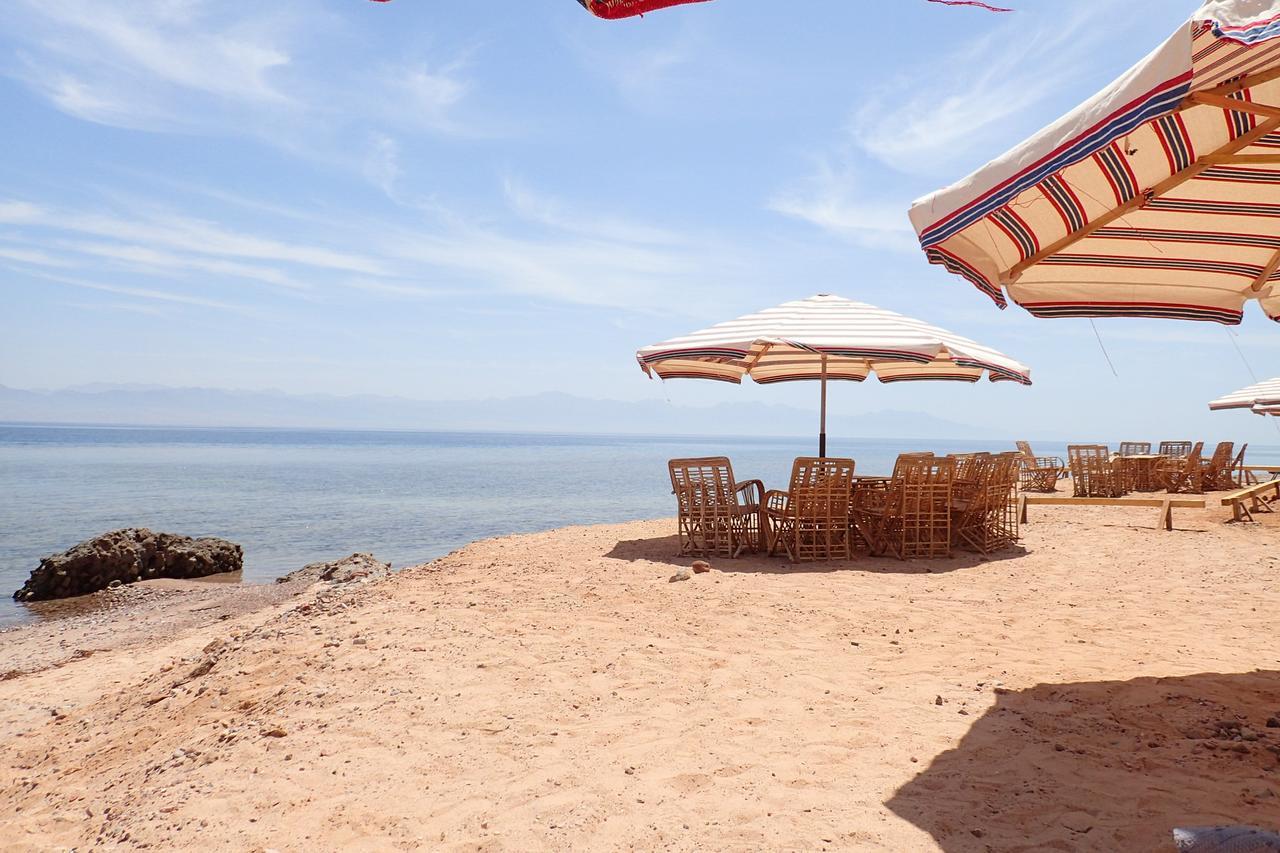 Bedouin Star Hotell Taba Exteriör bild