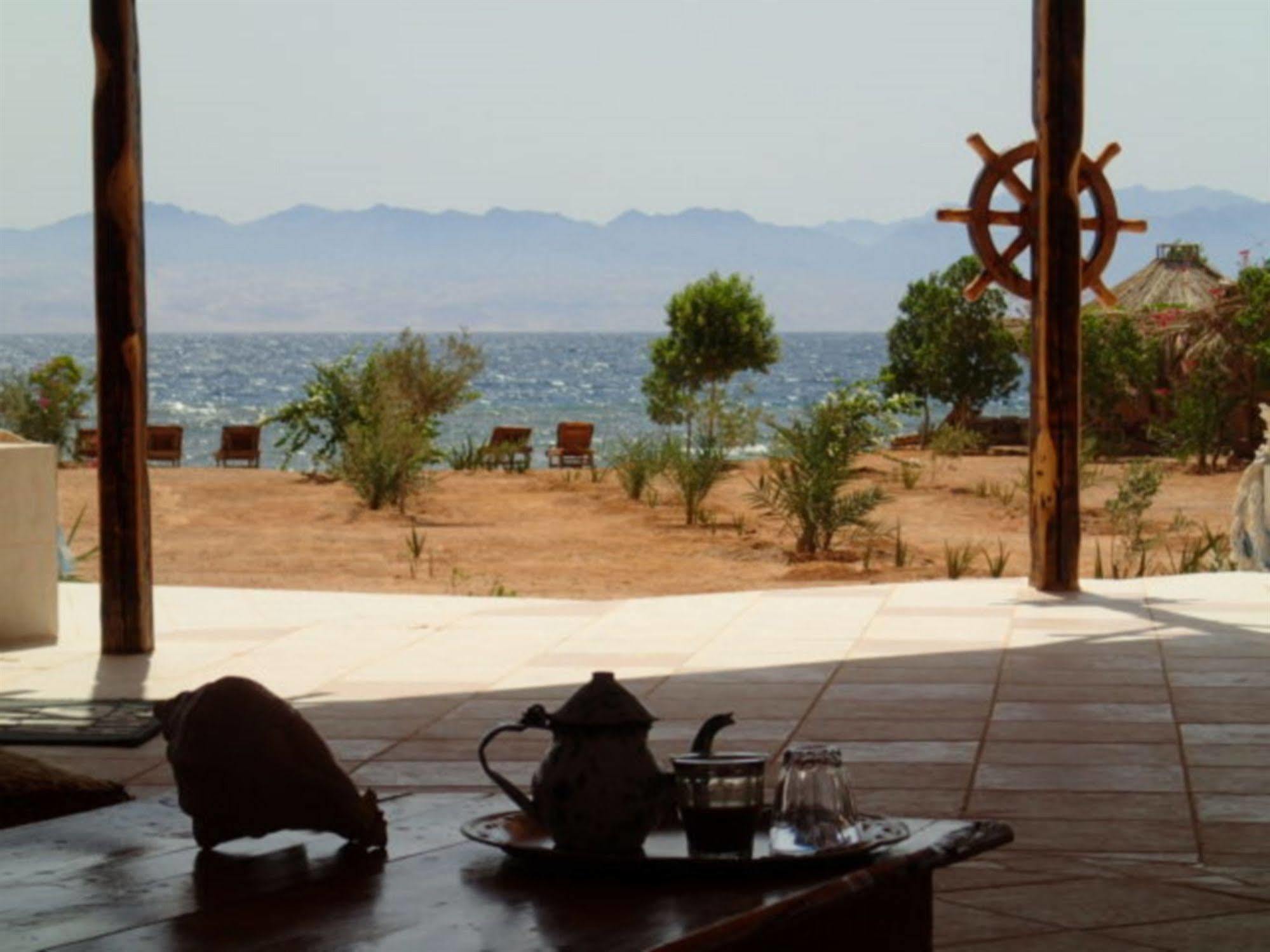 Bedouin Star Hotell Taba Exteriör bild